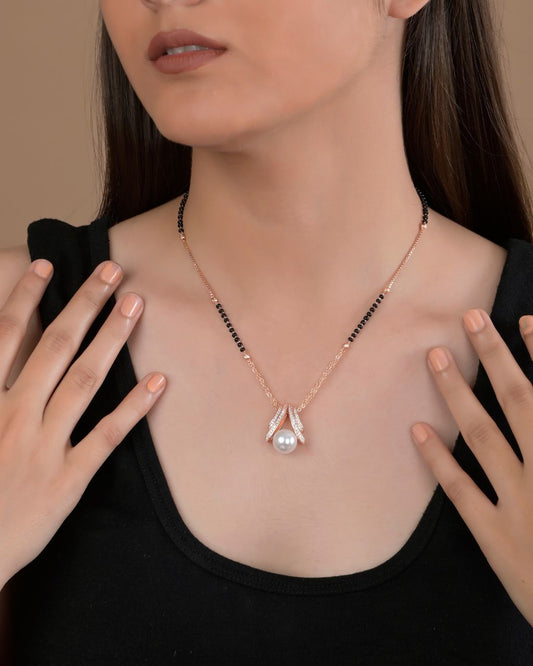 Rose Gold Pearl Drop Mangalsutra with Diamond Accents